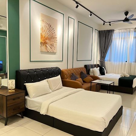 Chambers Residence Klcc By Purple Orchid Kuala Lumpur Exterior photo